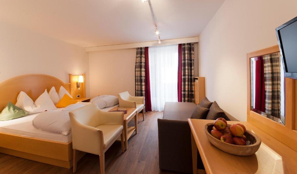 Geniesserhotel Messnerwirt Valdaora Camera foto