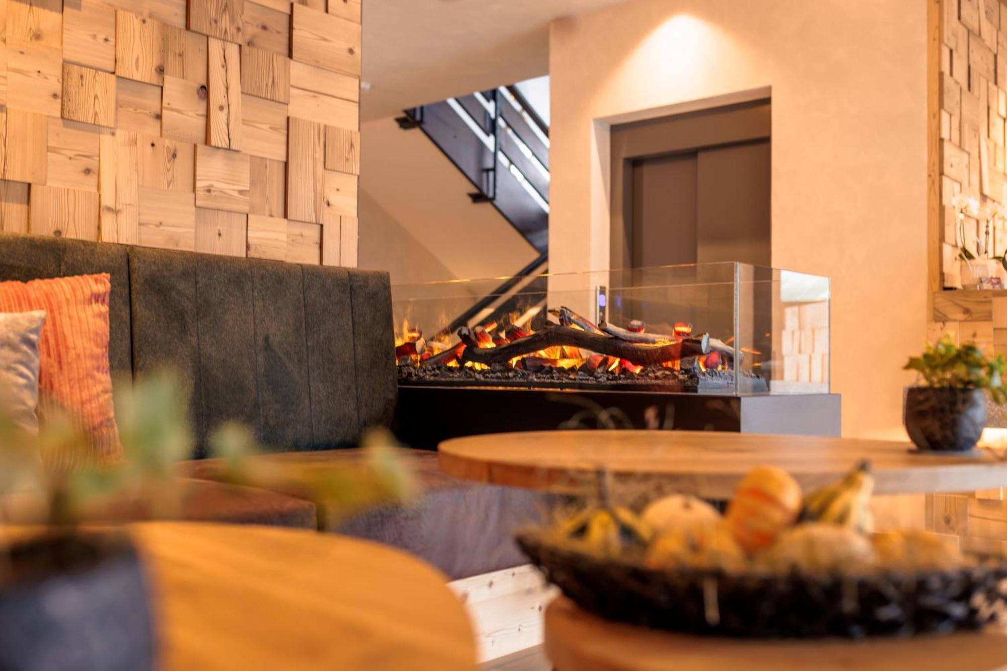 Geniesserhotel Messnerwirt Valdaora Esterno foto