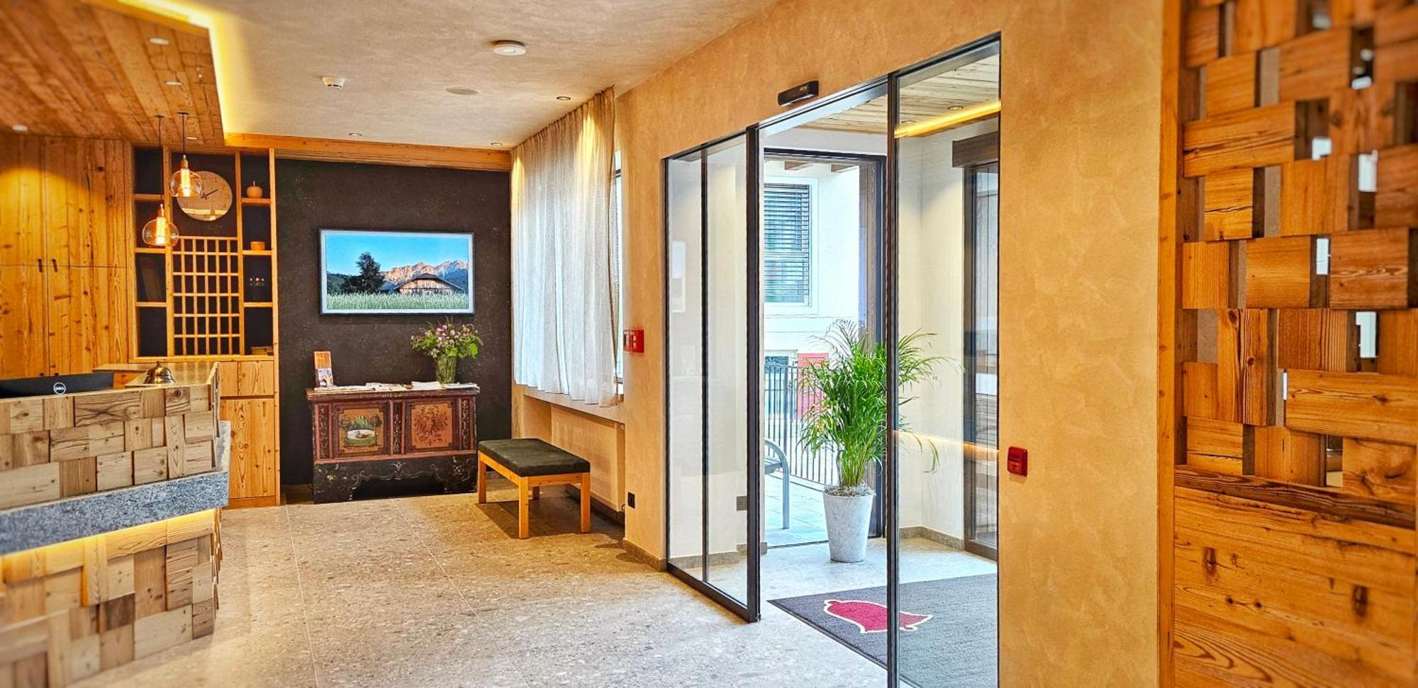 Geniesserhotel Messnerwirt Valdaora Esterno foto